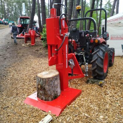 Astilladora de leña TJM 18T vertical para tractor