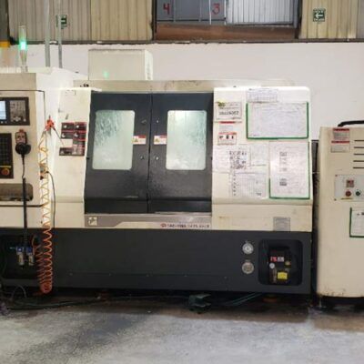 Centro de mecanizado CNC Double · Uso industrial · Alta precisión