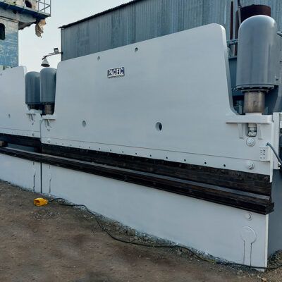 Plegadora de chapa / Prensa dobladora en tándem 450 Ton | Hidráulica | 440V