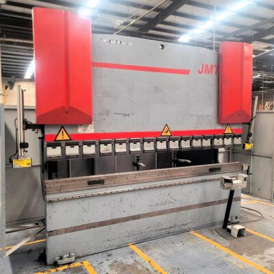 Prensa dobladora CNC – 3 m | 148 Ton | 5 ejes | plegadora chapa