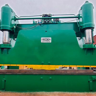 Plegadora de chapa CHICAGO 400 Ton 16’ (400-F12) – Prensa dobladora industrial usada alta capacidad