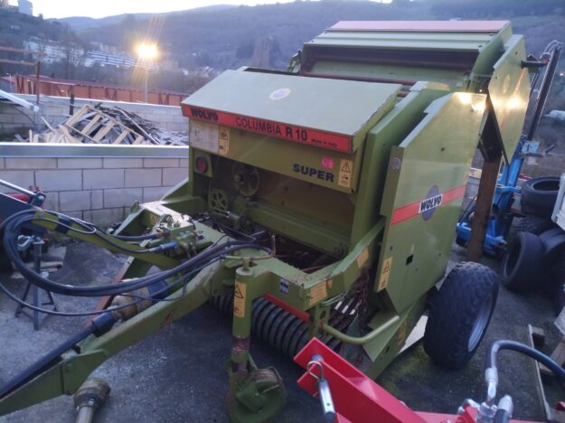 Rotoempacadora WOLVO 1,20M usada en venta | Empacadora agrícola para heno y paja