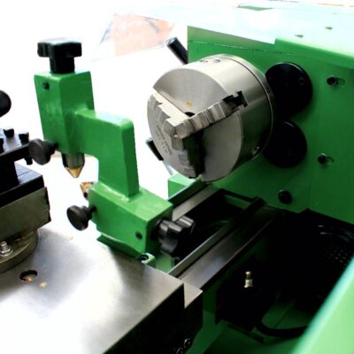 Torno Newton 25 Plus - detalle del mandril