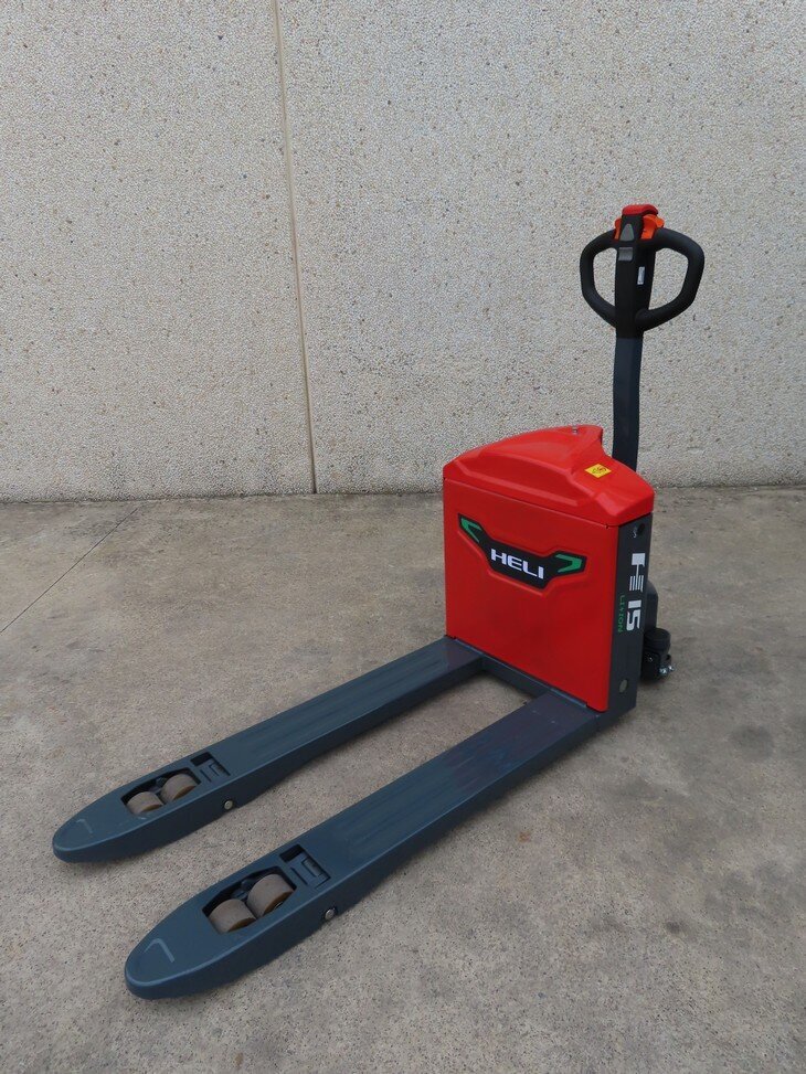 Transpaleta eléctrica HELI CBD15/20-BLIH Litio 1.500 a 2.000 kg – Nueva