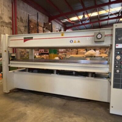 Prensa de platos calientes Italpresse 3000 x 1300 mm usada