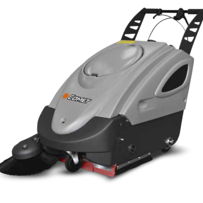 Fotografía oficial de la barredora Comet CSW 700 B COURT para pistas sintéticas de pádel y tenis. Máquina sin batería ni cargador.